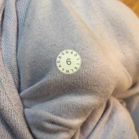 LULULEMON scuba hoodie IV sheer violet size 6 - Picture 12 of 13